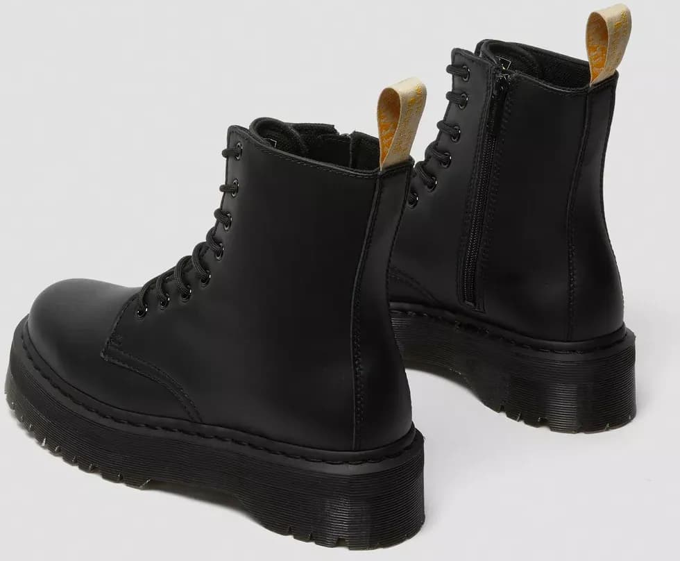 DR MARTENS ANFIBIO JADON in Stivali Bilello Shop - San Giovanni in Fiore, commercioVirtuoso.it