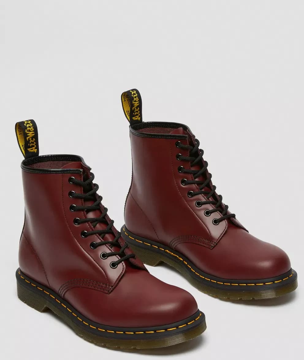 DR MARTENS ANFIBIO CHERRY in Stivali Bilello Shop - San Giovanni in Fiore, commercioVirtuoso.it