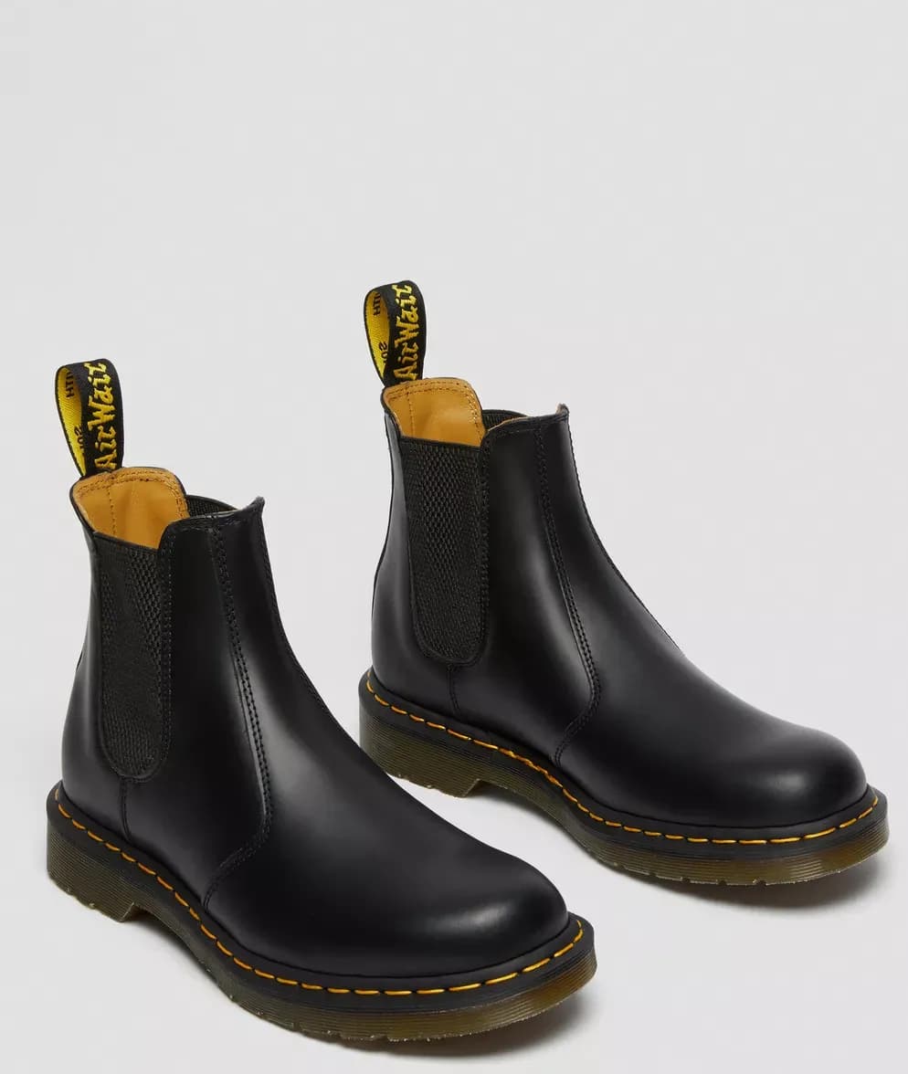 DR MARTENS BEATLES in Stivali Bilello Shop - San Giovanni in Fiore, commercioVirtuoso.it