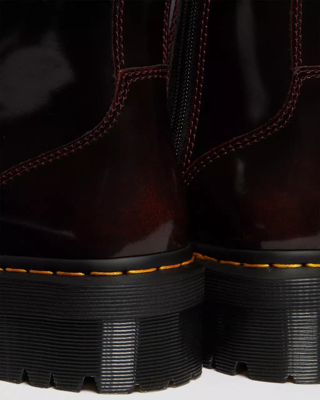 DR MARTENS PLATFORM JADON in Stivali Bilello Shop - San Giovanni in Fiore, commercioVirtuoso.it