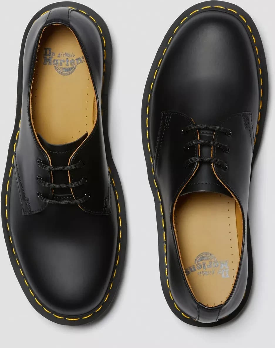 DR MARTENS SCARPA ALLACCIATA in Stivali Bilello Shop - San Giovanni in Fiore, commercioVirtuoso.it