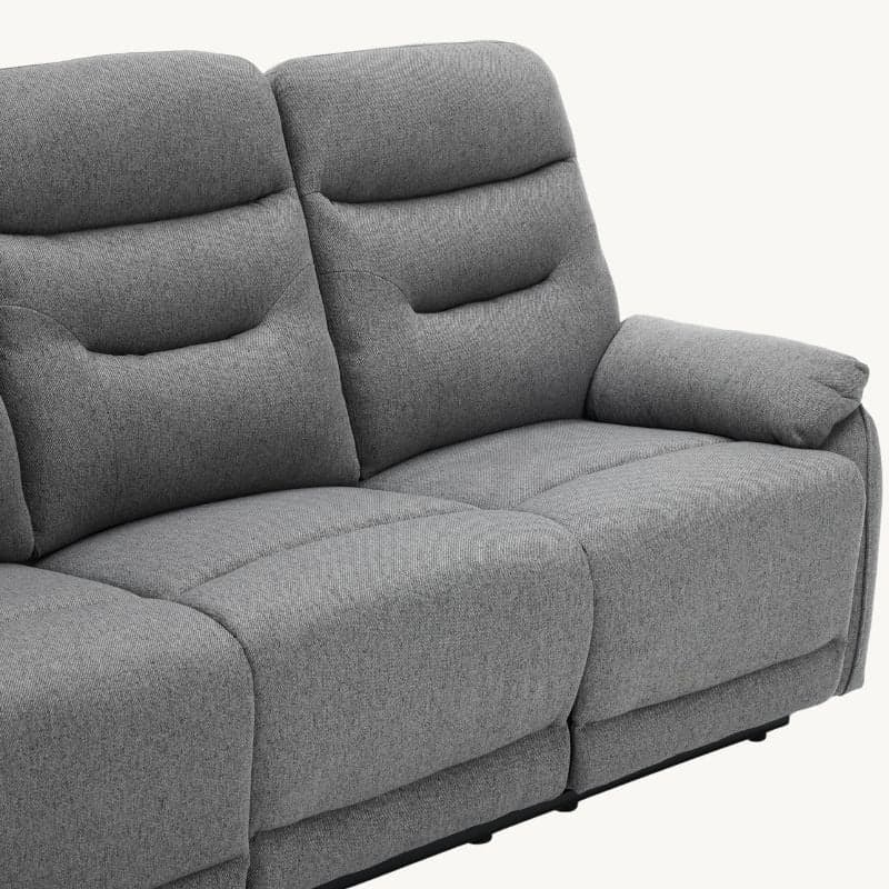 Divano "Andromeda" con doppio recliner manuale e rivestimento in tessuto grigio per interno in Divani Decor Space - Altamura, commercioVirtuoso.it