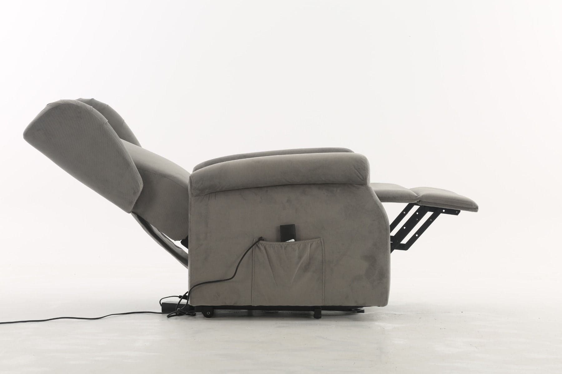 Poltrona "Perseus" con recliner elettrico e rivestimento in tessuto grigio per interno in Poltrone Decor Space - Altamura, commercioVirtuoso.it