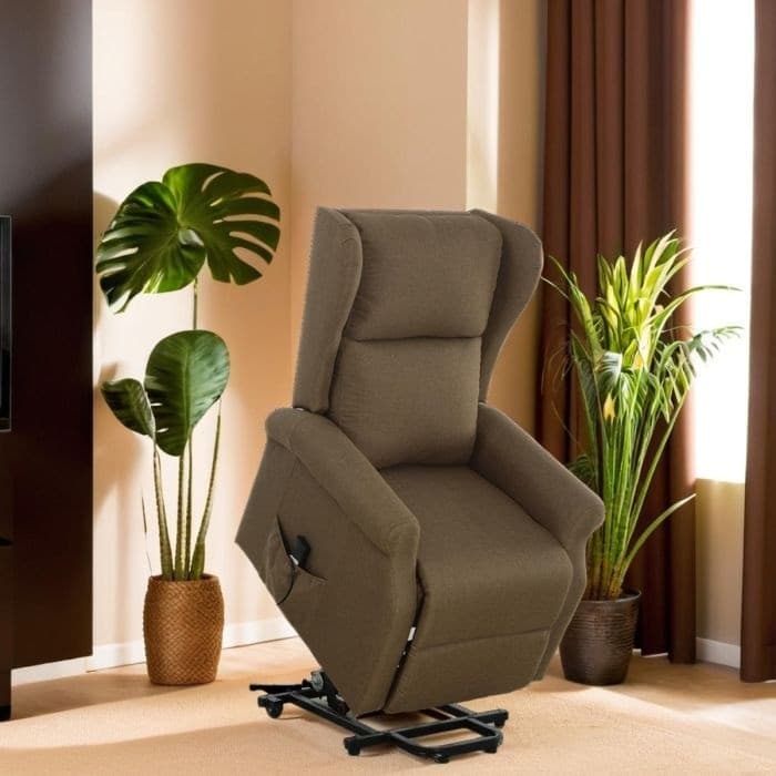 Poltrona "Aquila" con recliner elettrico e rivestimento in tessuto per interno in Poltrone Decor Space - Altamura, commercioVirtuoso.it