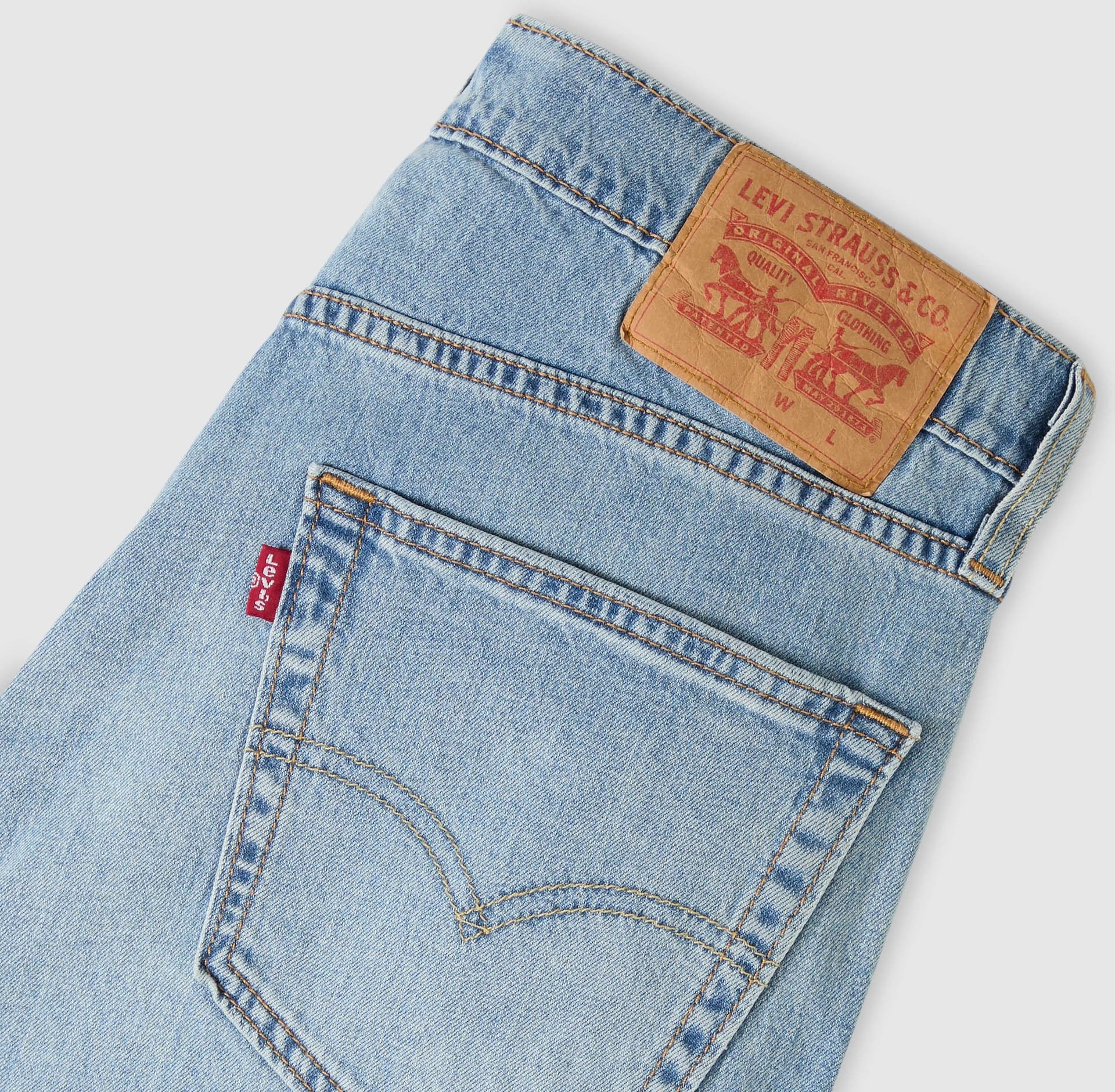 Levi's 502 Taper jeans uomo Iceberg Cool denim chiaro Levi's Flex tapered fit in Jeans Broadway Red - Barletta, commercioVirtuoso.it
