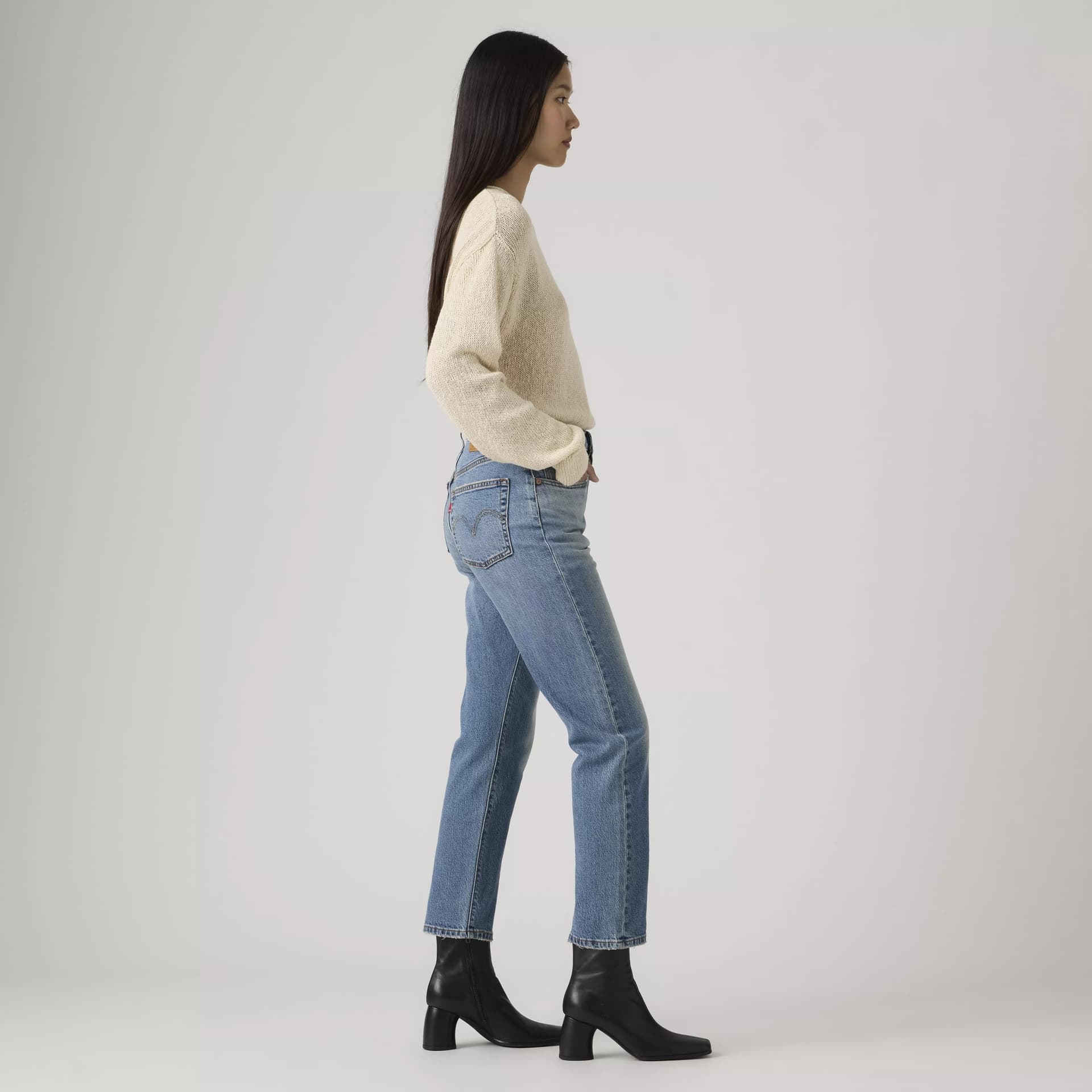 Levi's 501 Crop Lightweight jeans donna Roaming On Two denim chiaro vita alta straight jeans donna in Jeans Broadway Red - Barletta, commercioVirtuoso.it
