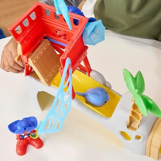 Hasbro - Spidey Water Web Playset Isola dei Pirati - 4