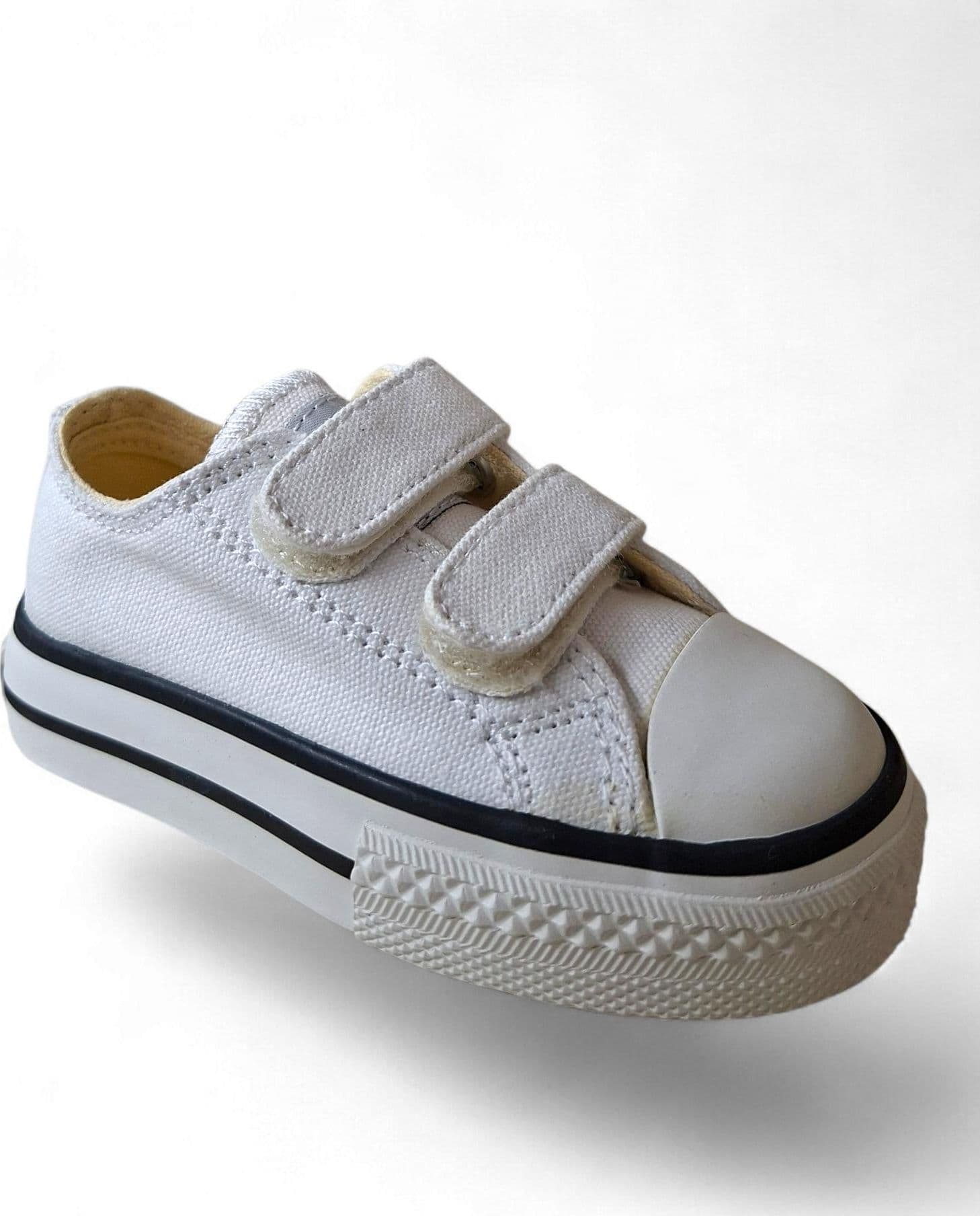 Sneakers bambino Victoria Tribu bianco tela doppio velcro casual in Ballerine Scarpetteria Gica - Trani, commercioVirtuoso.it