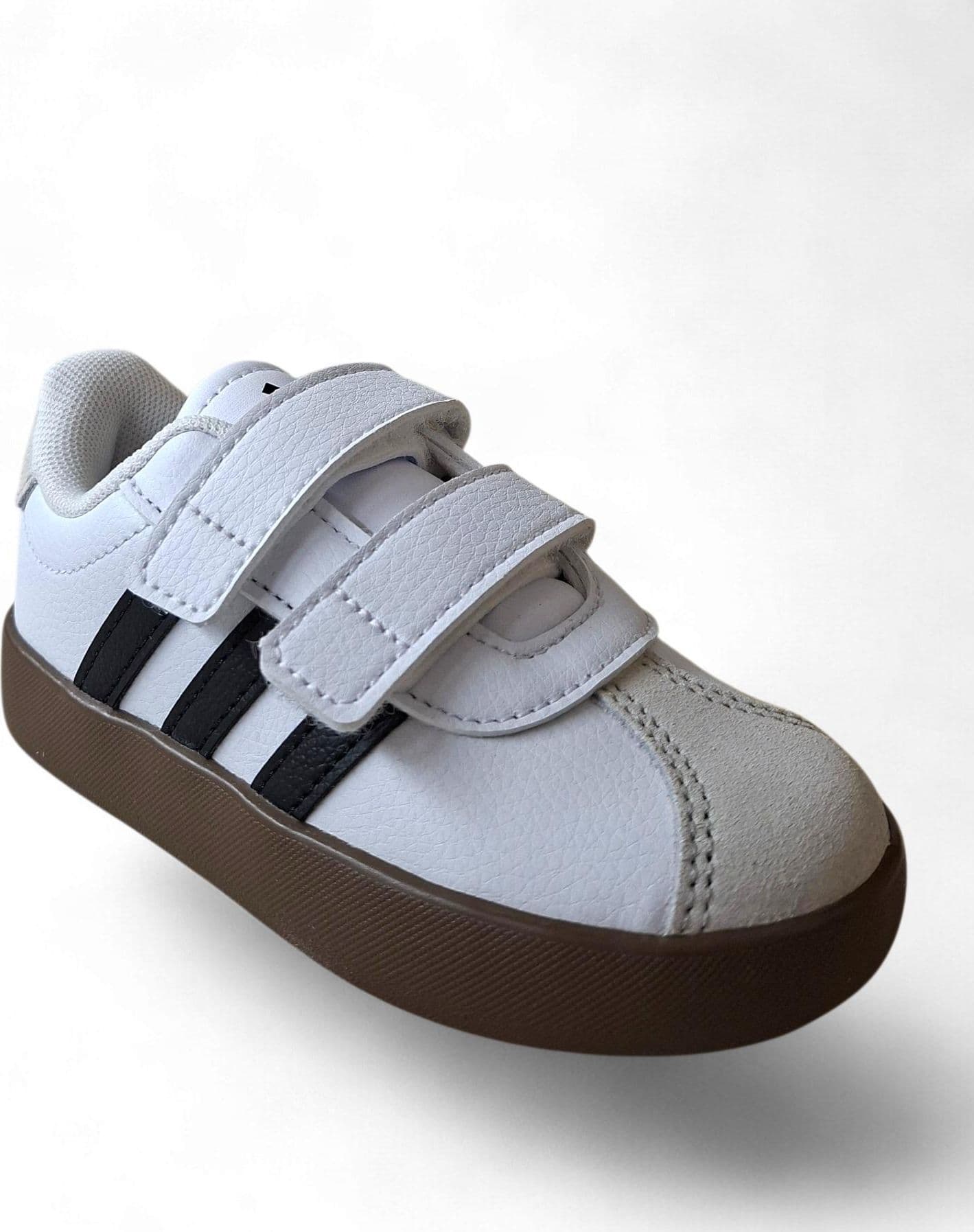 Sneakers bambino Adidas Grand Court bianco nero sportive in Sneaker casual Scarpetteria Gica - Trani, commercioVirtuoso.it