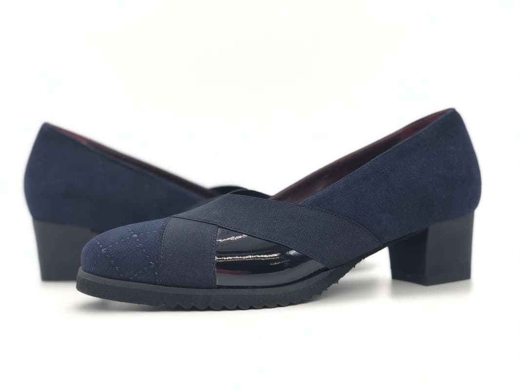 COMODAIDEA Décolleté elasticizzato blu in pelle e suede 926 in Divani Calzature Durello - Agna, commercioVirtuoso.it