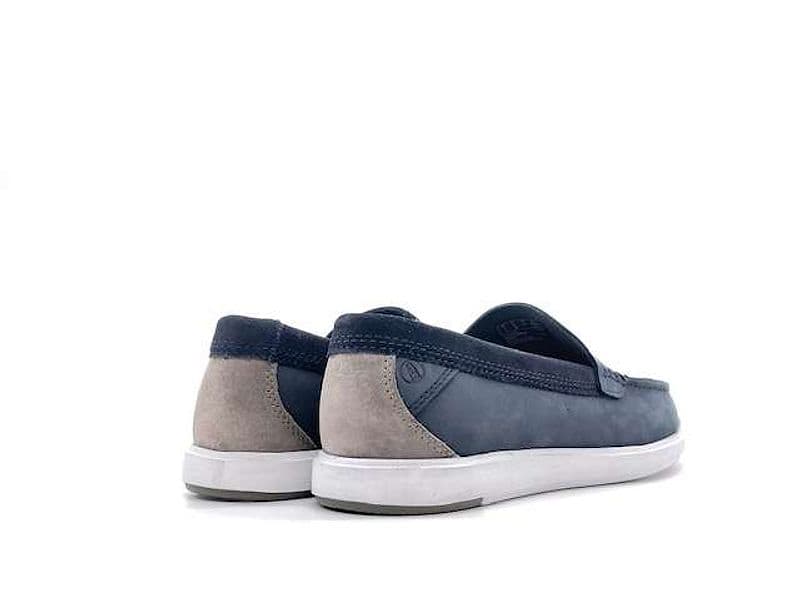 CLARKS Mocassino Uomo Bratton Loafer Navy Nabuk in Loafer e mocassini Calzature Durello - Agna, commercioVirtuoso.it