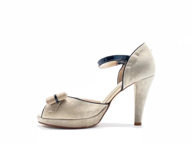 comfort sandalo scamosciato beige in Sandali moda Calzature Durello - Agna, commercioVirtuoso.it