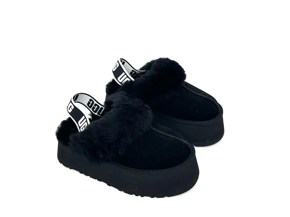 UGG ciabatte donna scamosciate nere foderate lana cinturino logo UGG in Pantofole Calzature Durello - Agna, commercioVirtuoso.it