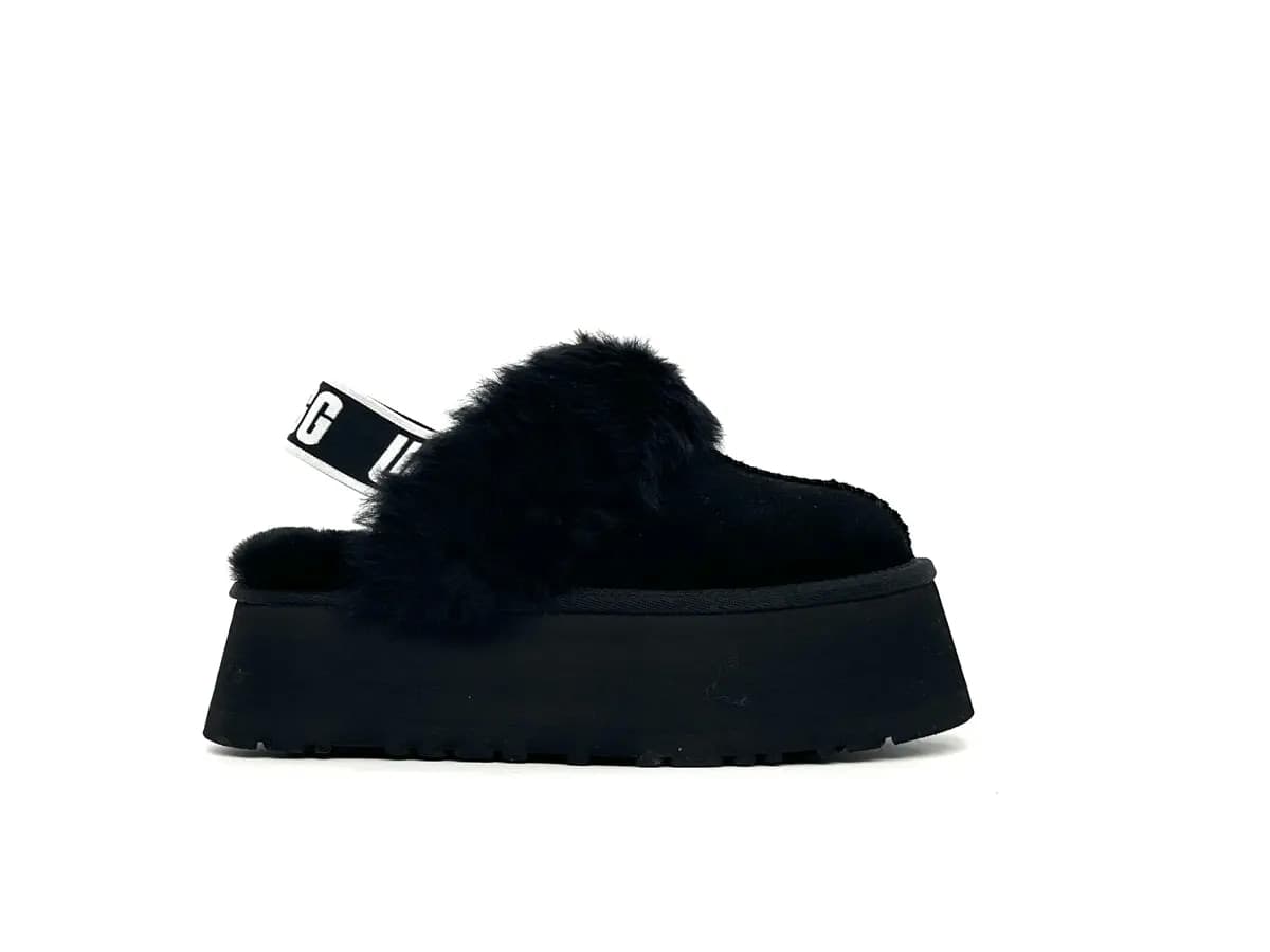 UGG ciabatte donna scamosciate nere foderate lana cinturino logo UGG in Pantofole Calzature Durello - Agna, commercioVirtuoso.it