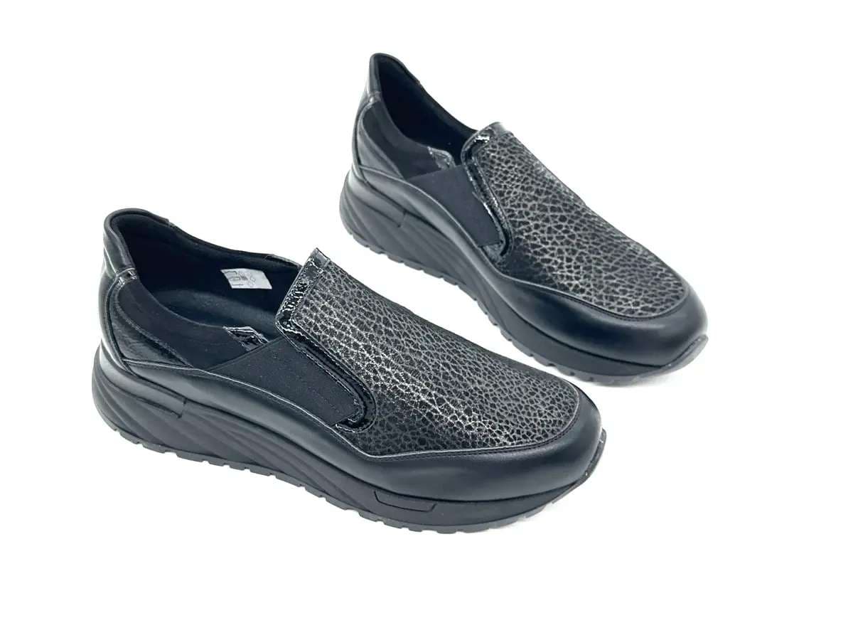 Donna Serena scarpa slip on donna pelle nera plantare morbido estraibile in Sneaker casual Calzature Durello - Agna, commercioVirtuoso.it