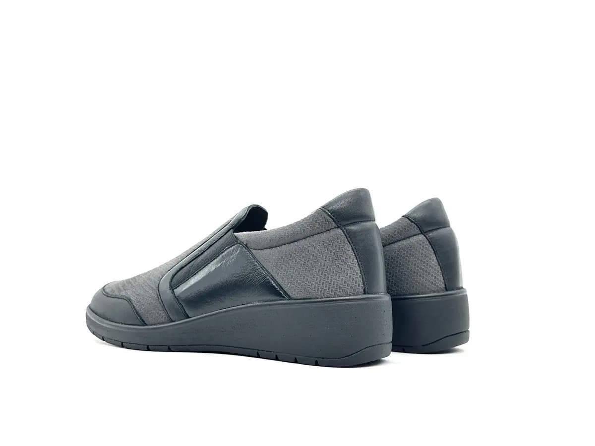 Grunland scarpa donna elasticizzata grigia con sottopiede in pelle estraibile in Scarpe da ballo da donna Calzature Durello - Agna, commercioVirtuoso.it