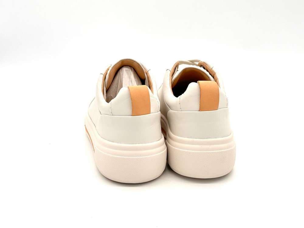 CLARKS Sneakers donna Hollyhock Walk in pelle off white in Sneaker casual Calzature Durello - Agna, commercioVirtuoso.it