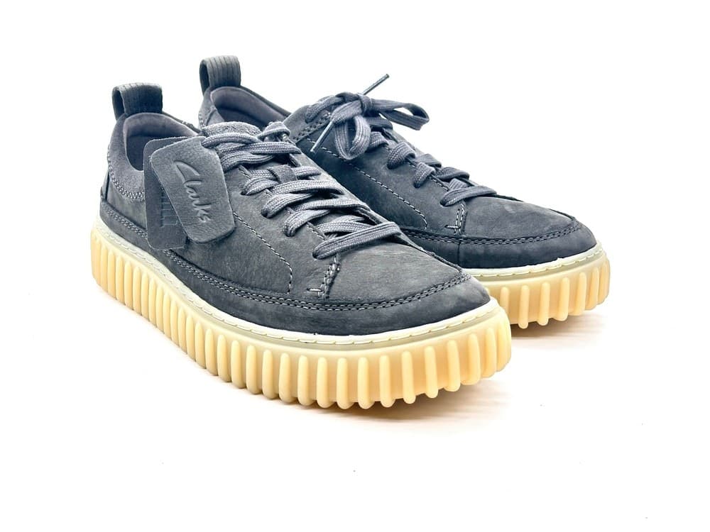 Clarks sneakers uomo Torhill Lace in nubuk grigio antracite in Sneaker casual Calzature Durello - Agna, commercioVirtuoso.it