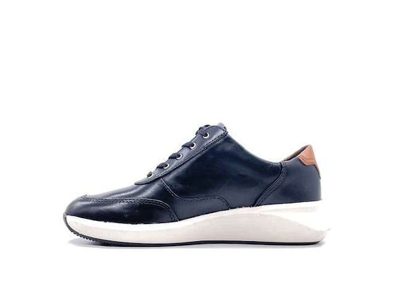 CLARKS Sneakers Donna Un Rio Zip Nero in Sneaker casual Calzature Durello - Agna, commercioVirtuoso.it