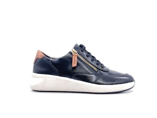 CLARKS Sneakers Donna Un Rio Zip Nero in Sneaker casual Calzature Durello - Agna, commercioVirtuoso.it