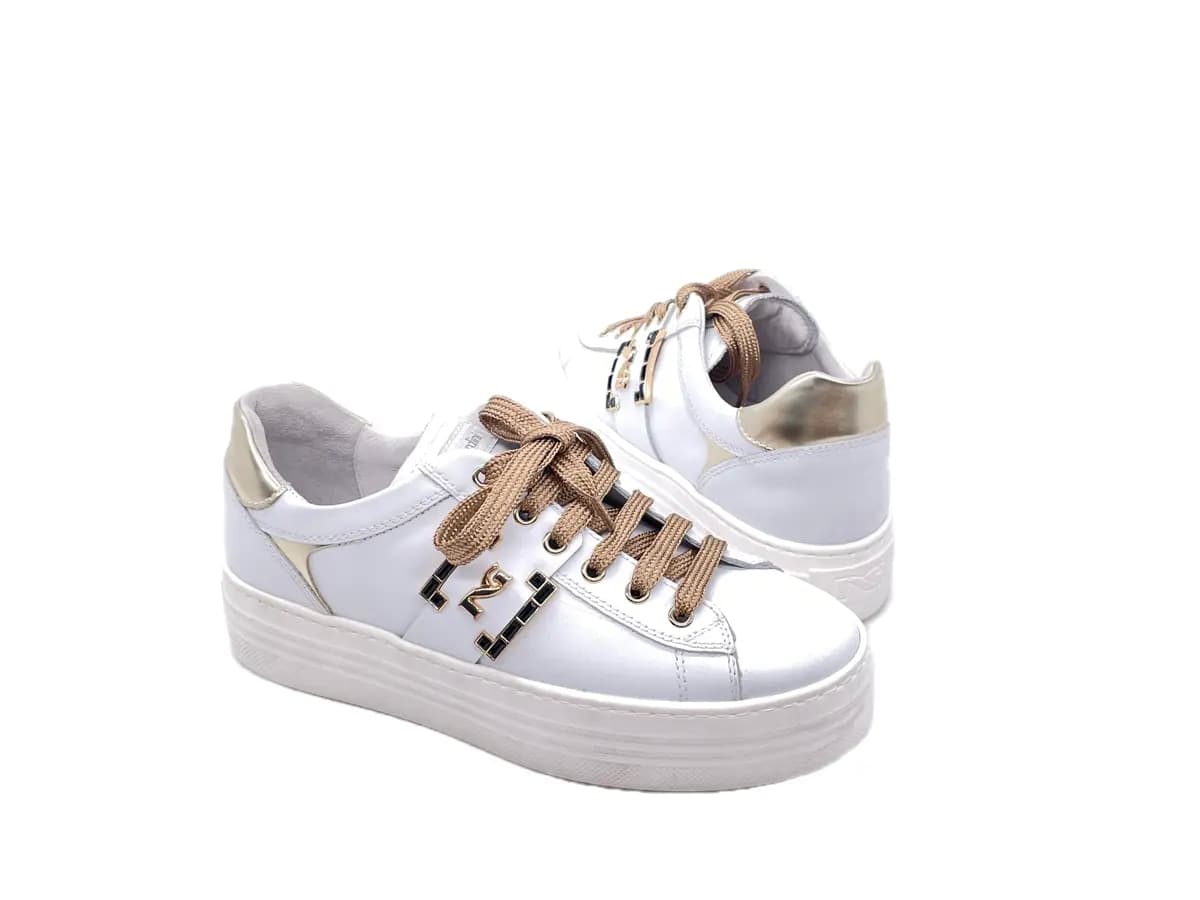NERO GIARDINI Sneakers donna in pelle bianca in Sneaker casual Calzature Durello - Agna, commercioVirtuoso.it