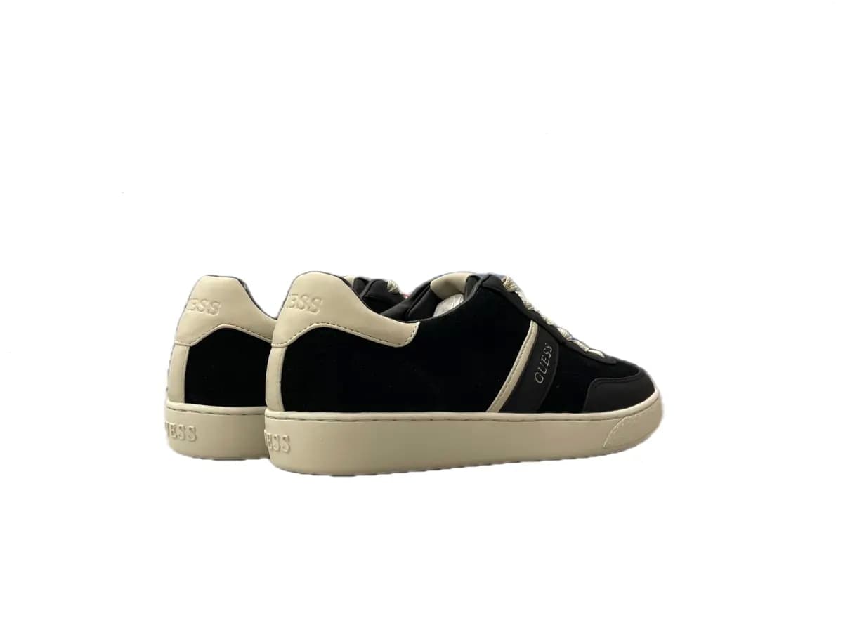 GUESS Sneakers Uomo Black in Sneaker casual Calzature Durello - Agna, commercioVirtuoso.it