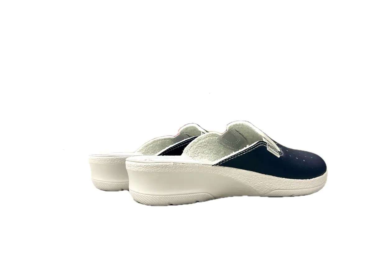 INBLU Ciabatta chiusa con elastici donna blu in Pantofole Calzature Durello - Agna, commercioVirtuoso.it