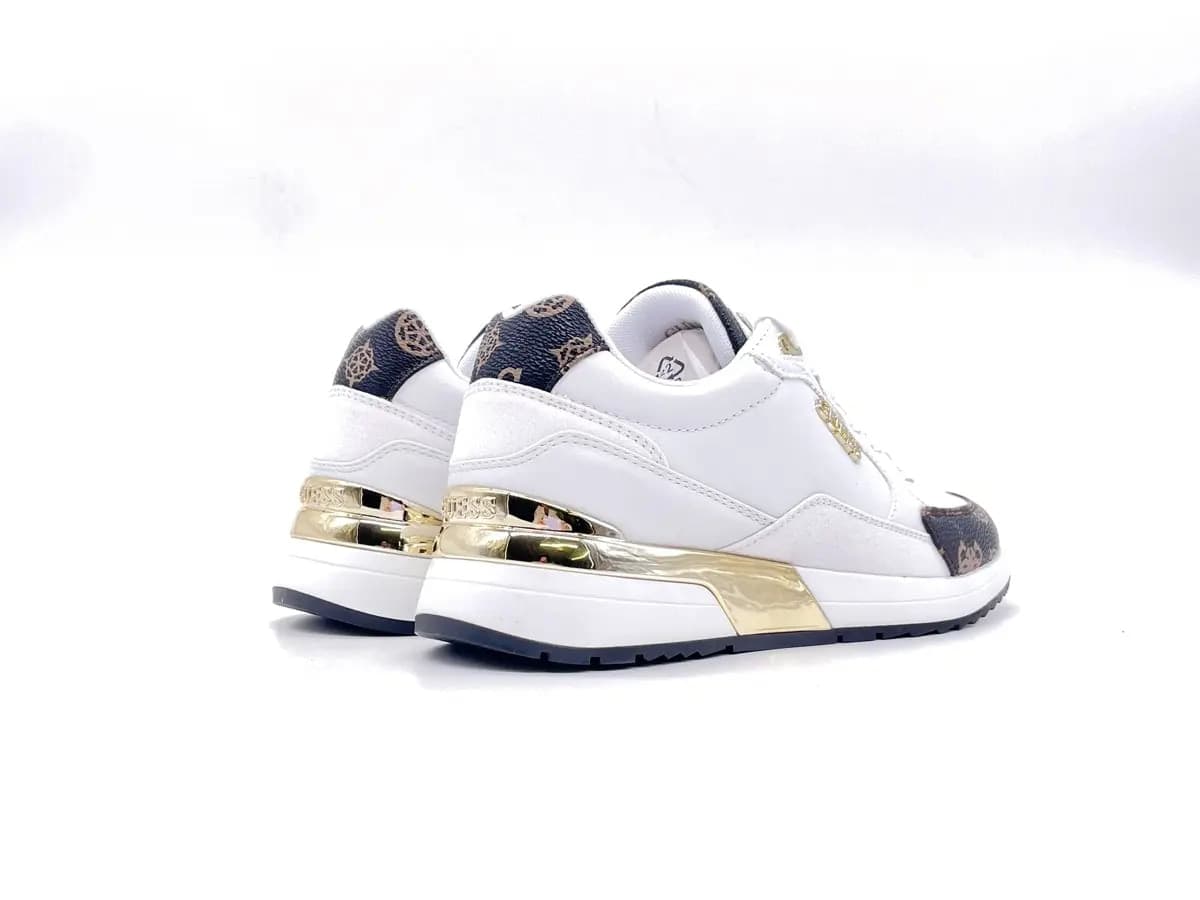 GUESS Sneakers donna FL5MOXFAL12 Bianco in Sneaker casual Calzature Durello - Agna, commercioVirtuoso.it