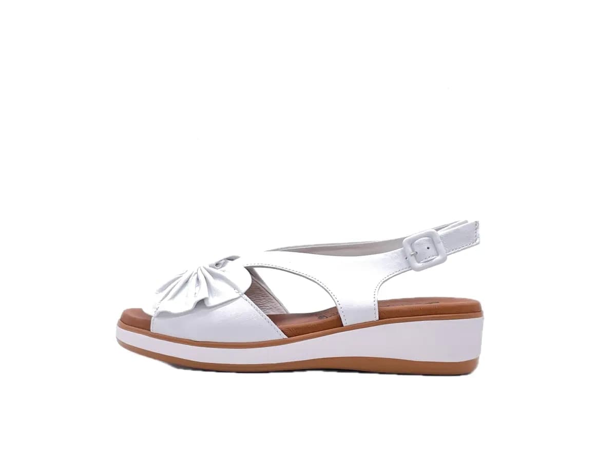 SUSIMODA Sandali Donna Bianchi in Pelle in Sandali moda Calzature Durello - Agna, commercioVirtuoso.it