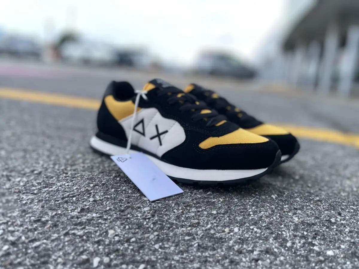 SUN68 Running bambino BOY'S TOM COLOR Z43307K 23 nera e gialla in Sneaker casual Calzature Durello - Agna, commercioVirtuoso.it