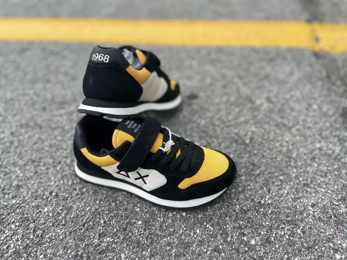 SUN68 Running bambino BOY'S TOM COLOR Z43307K 23 nera e gialla in Sneaker casual Calzature Durello - Agna, commercioVirtuoso.it