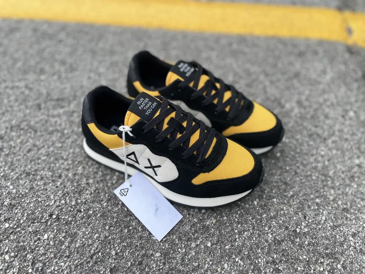 SUN68 Running bambino BOY'S TOM COLOR Z43307K 23 nera e gialla in Sneaker casual Calzature Durello - Agna, commercioVirtuoso.it