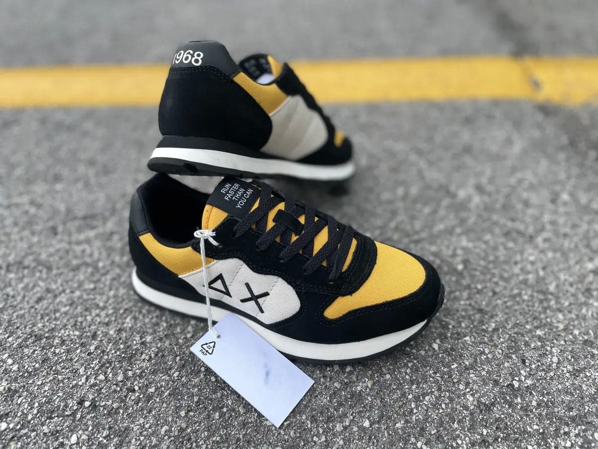 SUN68 Running bambino BOY'S TOM COLOR Z43307K 23 nera e gialla in Sneaker casual Calzature Durello - Agna, commercioVirtuoso.it