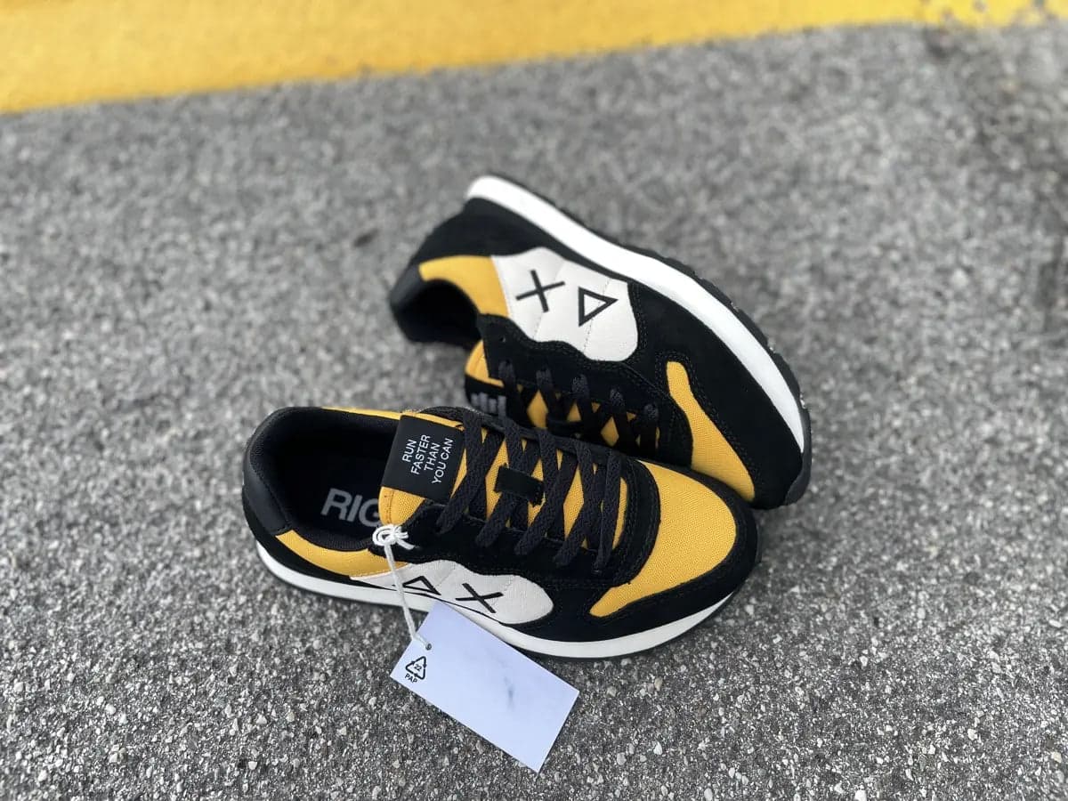 SUN68 Running bambino BOY'S TOM COLOR Z43307K 23 nera e gialla in Sneaker casual Calzature Durello - Agna, commercioVirtuoso.it