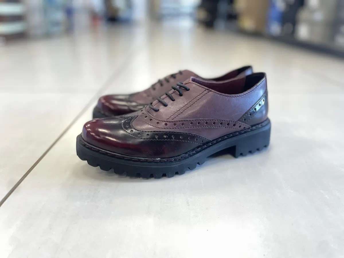 TRATTI DI DONNA Francesina in pelle rossa bordo in Loafer e mocassini Calzature Durello - Agna, commercioVirtuoso.it