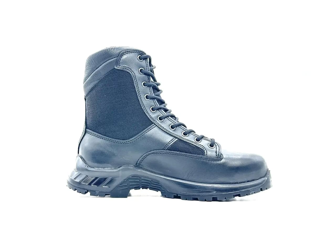 Scarponcini uomo in pelle impermeabile Goretex suola nitrilica antiscivolo in Stivali da escursionismo Calzature Durello - Agna, commercioVirtuoso.it