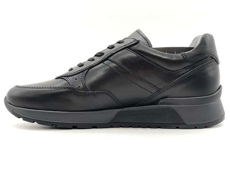 NERO GIARDINI Sneakers uomo I001723U100 Nero in Sneaker casual Calzature Durello - Agna, commercioVirtuoso.it