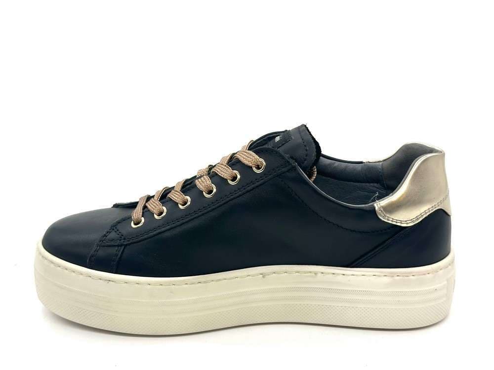 Nero Giardini Sneaker donna pelle nera zip laterale platform in Sneaker casual Calzature Durello - Agna, commercioVirtuoso.it