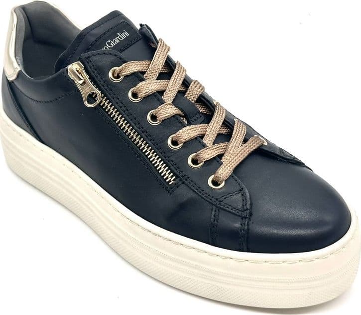 Nero Giardini Sneaker donna pelle nera zip laterale platform in Sneaker casual Calzature Durello - Agna, commercioVirtuoso.it