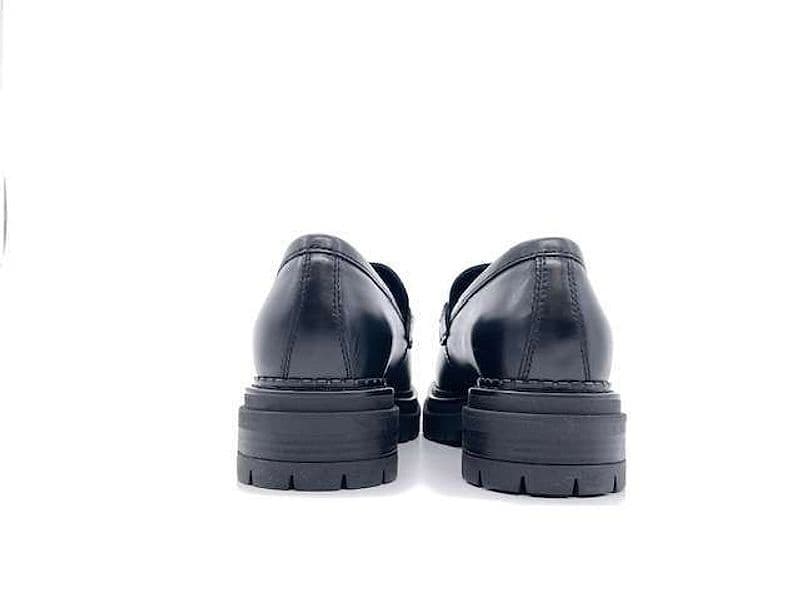 NERO GIARDINI Mocassino Donna Guanto Nero in Loafer e mocassini Calzature Durello - Agna, commercioVirtuoso.it