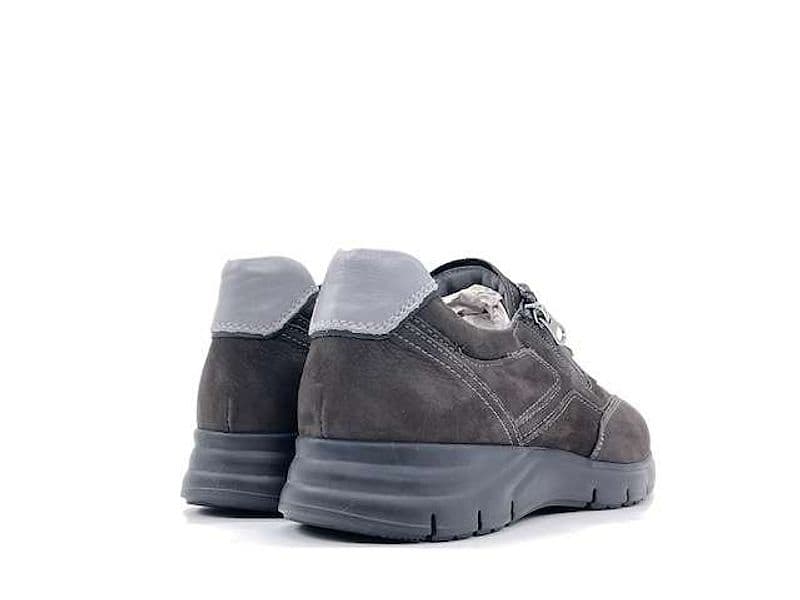 NERO GIARDINI Sneakers uomo I202501U Antracite in Sneaker casual Calzature Durello - Agna, commercioVirtuoso.it