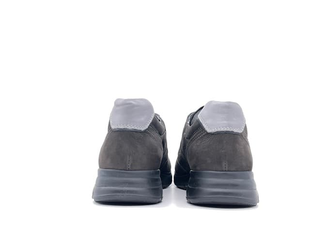 NERO GIARDINI Sneakers uomo I202501U Antracite in Sneaker casual Calzature Durello - Agna, commercioVirtuoso.it