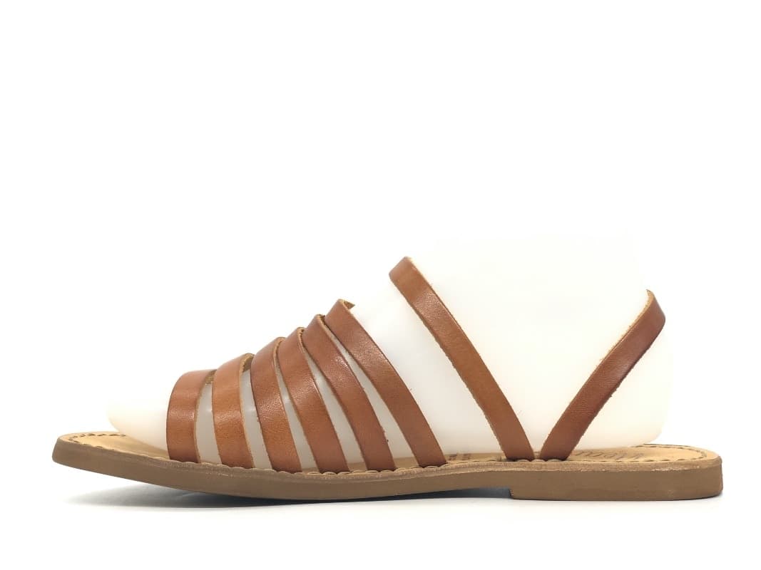 NEAR Sandalo basso donna Cleopatra con fasce in pelle tinta cuoio in Sandali moda Calzature Durello - Agna, commercioVirtuoso.it