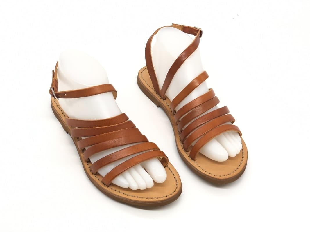 NEAR Sandalo basso donna Cleopatra con fasce in pelle tinta cuoio in Sandali moda Calzature Durello - Agna, commercioVirtuoso.it