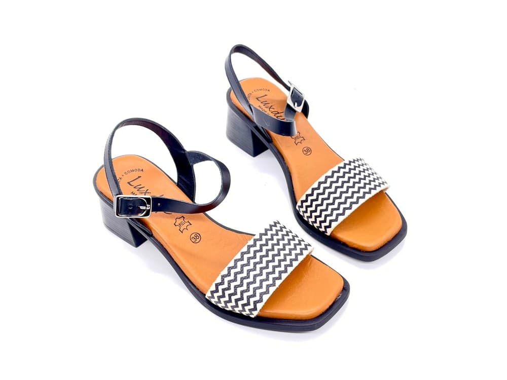 LUXDIVE Sandalo Donna Nero Latte in Sandali moda Calzature Durello - Agna, commercioVirtuoso.it