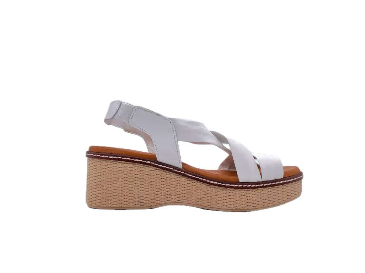 LUXDIVE Sandali donna con fasce incrociate in pelle bianca in Sandali moda Calzature Durello - Agna, commercioVirtuoso.it