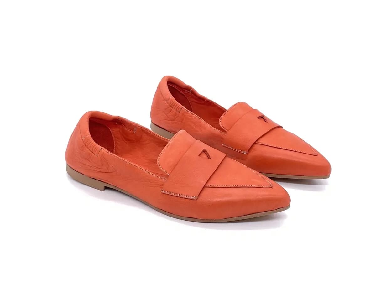 JACKAL Mocassino a punta donna in pelle corallo in Loafer e mocassini Calzature Durello - Agna, commercioVirtuoso.it