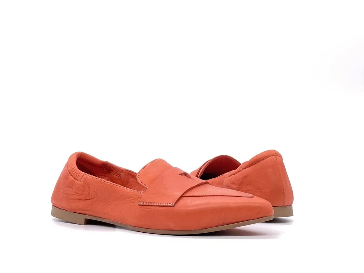 JACKAL Mocassino a punta donna in pelle corallo in Loafer e mocassini Calzature Durello - Agna, commercioVirtuoso.it