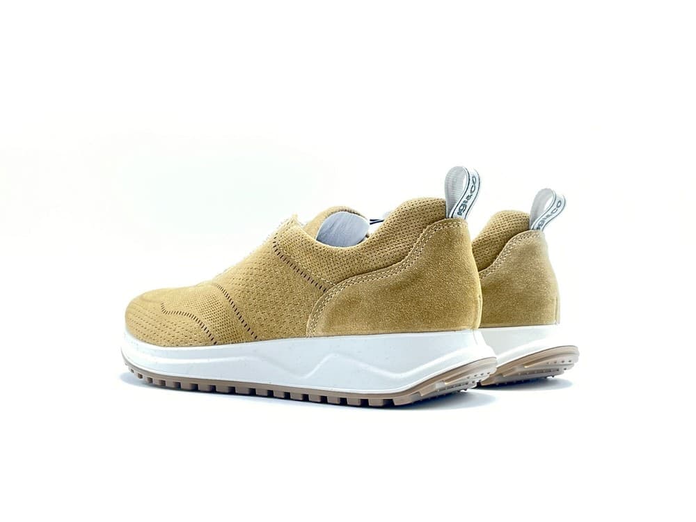 IGI &amp; CO.. Sneakers uomo in suede senape in prodotto Calzature Durello - Agna, commercioVirtuoso.it