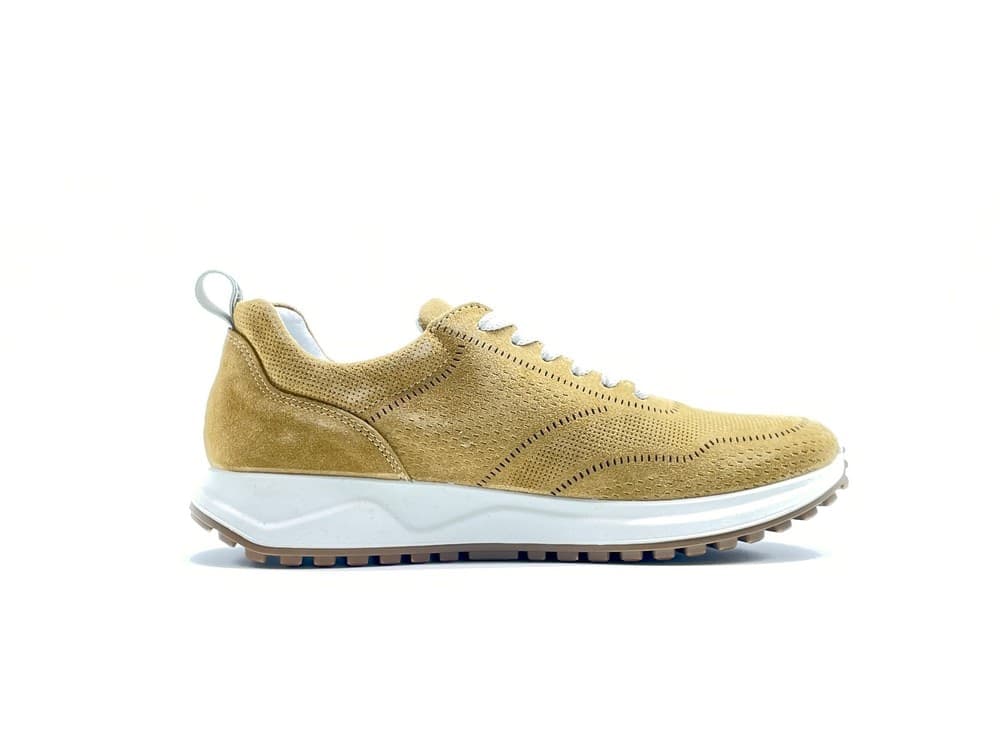 IGI &amp; CO.. Sneakers uomo in suede senape in prodotto Calzature Durello - Agna, commercioVirtuoso.it